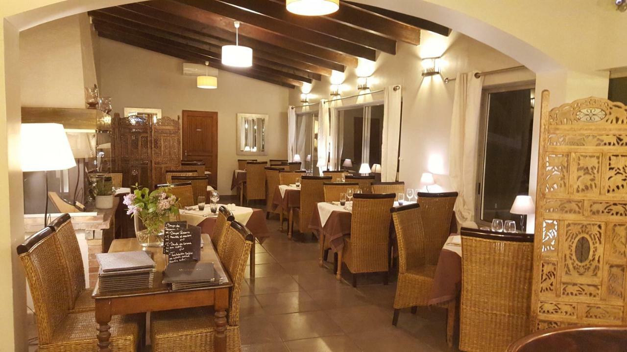 Logis Hotel - Restaurant Residence Les Cedres Villeneuve-lès-Avignon Eksteriør billede